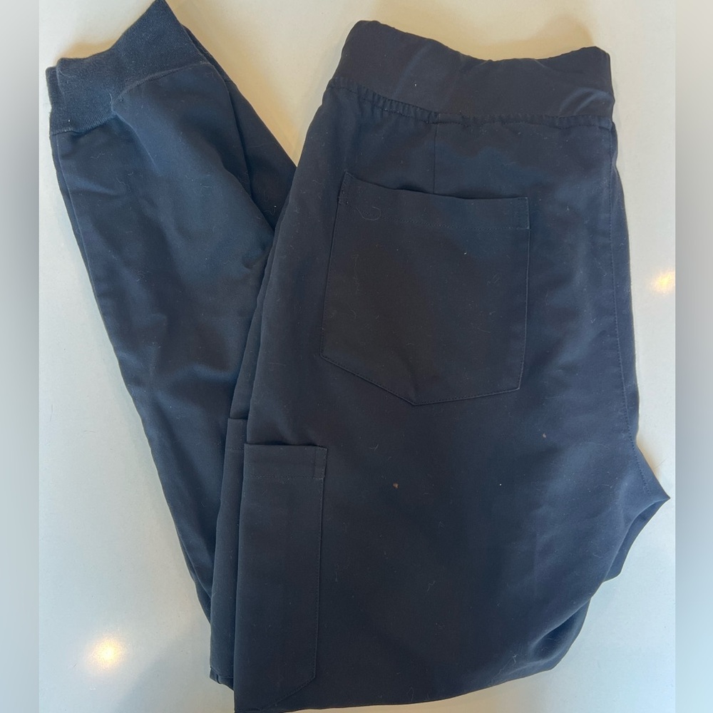 Mandala scrub joggers